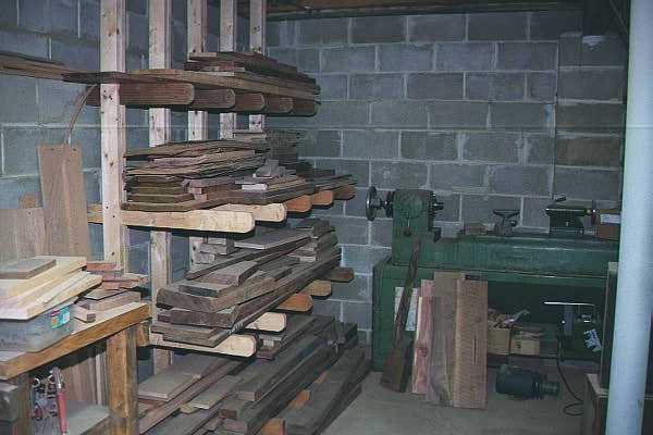 shop5.jpg (31331 bytes)